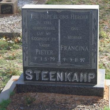 STEENKAMP Pieter -1979 &amp; Francina -1979