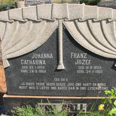 WELL Franz Jozef, von 1894-1960 &amp; Johanna Catharina 1905-1964