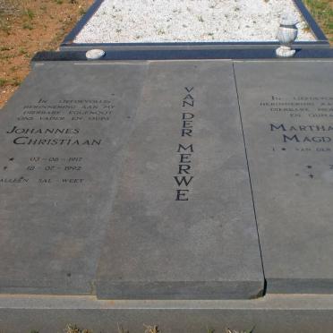 MERWE Johannes Christiaan, van der 1917-1992 &amp; Martha Magdalena VAN DER WESTHUIZEN 1923-2006