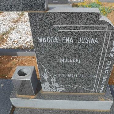 MERWE David M.J., van der 1928-1976 &amp; Magdalena Josina MULLER 1934-1985