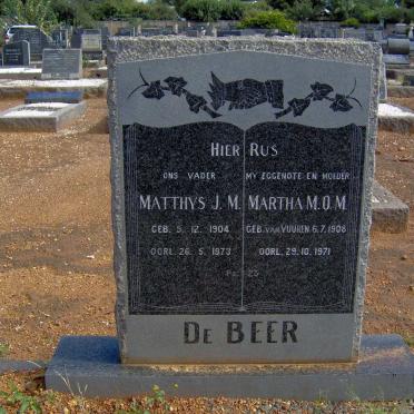 BEER Matthys J.M., de 1904-1973 &amp; Martha M.O.M. VAN VUUREN 1908 -1971