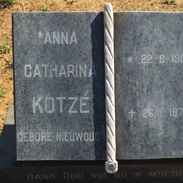 KOTZE Anna Catharina nee NIEUWOUDT 1903-1979