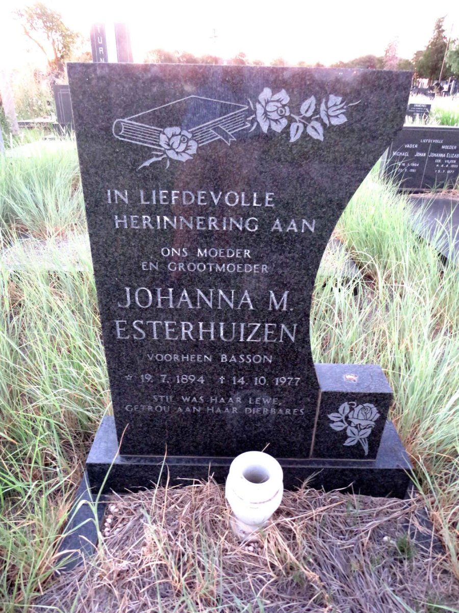 ESTERHUIZEN Johanna M. BASSON 1894-1977