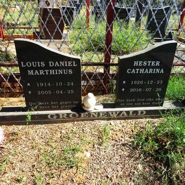 GROENEWALD Louis Daniel Marthinus 1914-2005 & Hester Catharina 1926-2016