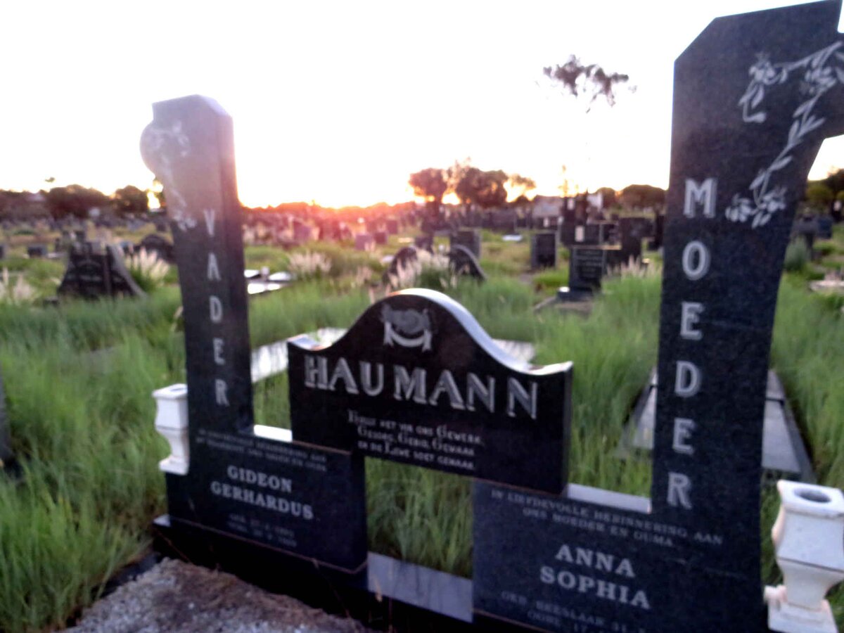 HAUMANN Gideon Gerhardus & Anna Sophia 1899-1973_1