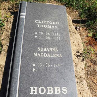 HOBBS Clifford Thomas 1941-2017 & Susanna Magdalena 1947- 