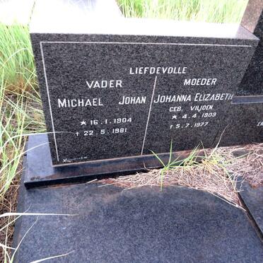 PIETERSEN Michael Johan 1904-1981 & Johanna Elizabeth VILJOEN 1909-1977_2