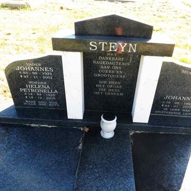 STEYN Johannes 1925-2002 & Helena Petronella 1930-2016 :: STEYN Johannes 1959-2015