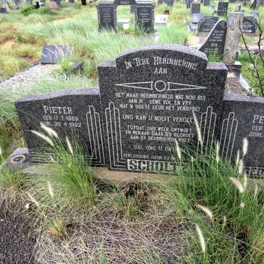 SCHOLTZ Pieter 1893-1962 & Petronella 1898-1988