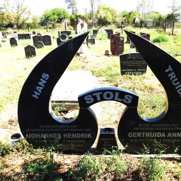 STOLS Johannes Hendrik 1930-2002 & Gertruida Anna 1935-2015