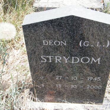 STRYDOM G.L. 1945-2000