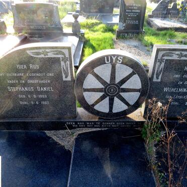 UYS Stephanus Daniel 1903-1967 & Wilhelmina Elizabeth STOLS 1906-1974