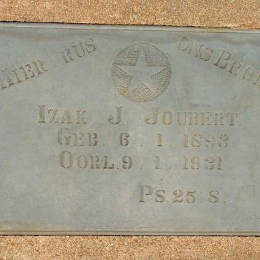 North West, VENTERSDORP district, Klipplaatdrif 214, farm cemetery_2