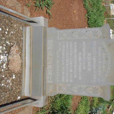 VENTER Catharina Petronella nee LIEBENBERG 1894-1942