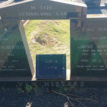 NIEKERK Gerhardus Albertus, van 1892-1971 &amp; Jansie Abrehem VAN DER VYVER 1895-1976