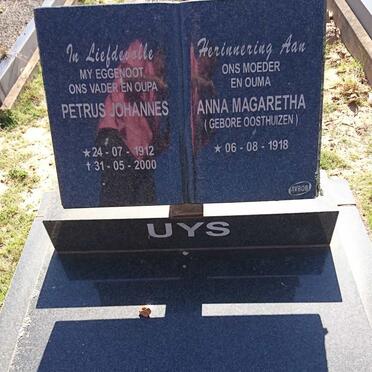 UYS Petrus Johannes 1912-2000 &amp; Anna Magaretha OOSTHUIZEN 1918-