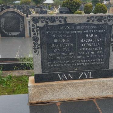 ZYL Hendrik Oosthuizen, van 1893-1964 &amp; Maria Magdalena Cornelia OOSTHUIZEN 1893-1979