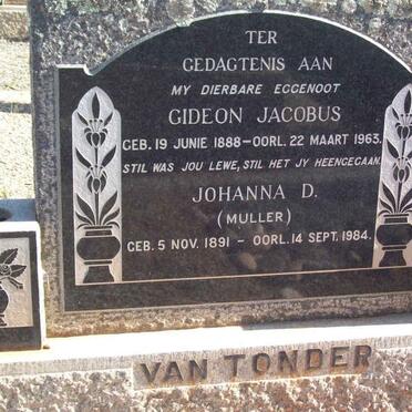 TONDER Gideon Jacobus, van 1888-1963 &amp; Johanna D. MULLER 1891-1984