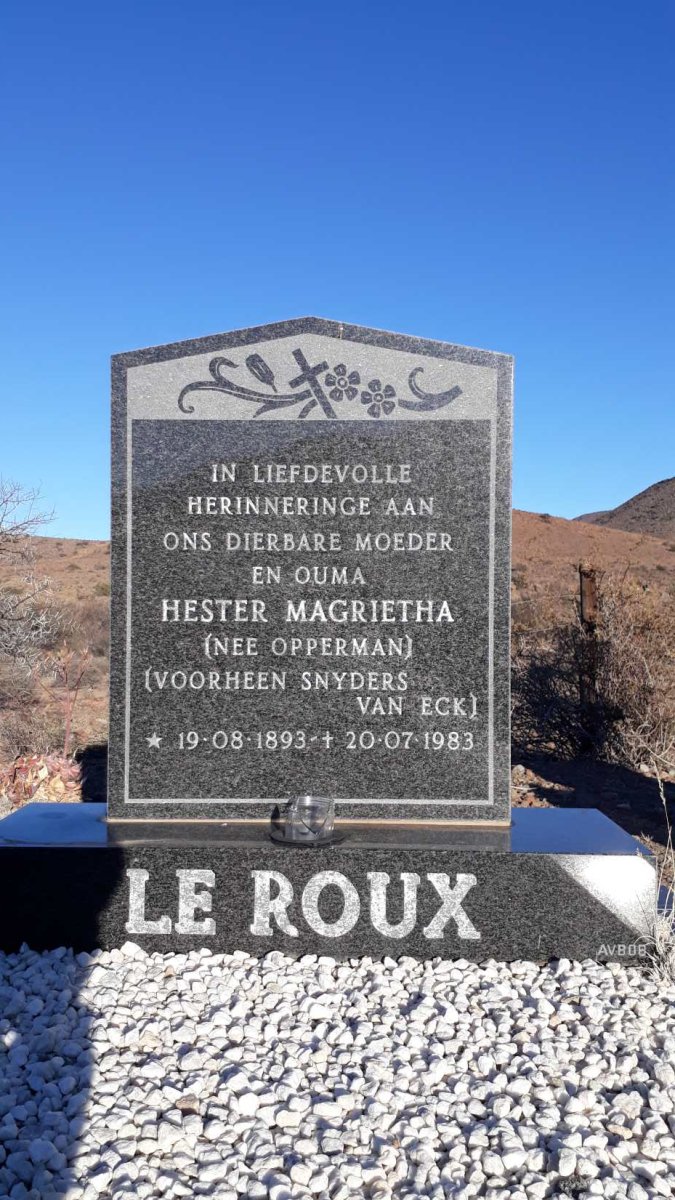 ROUX Hester Magrietha, le voorheen SNYDERS, VAN ECK nee OPPERMAN 1893-1983