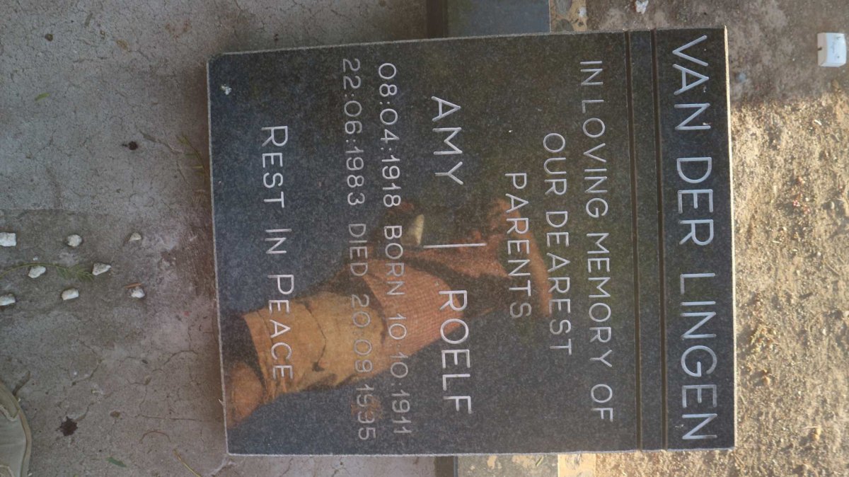 LINGEN Roelf, van der 1911-1995 & Amy 1918-1983