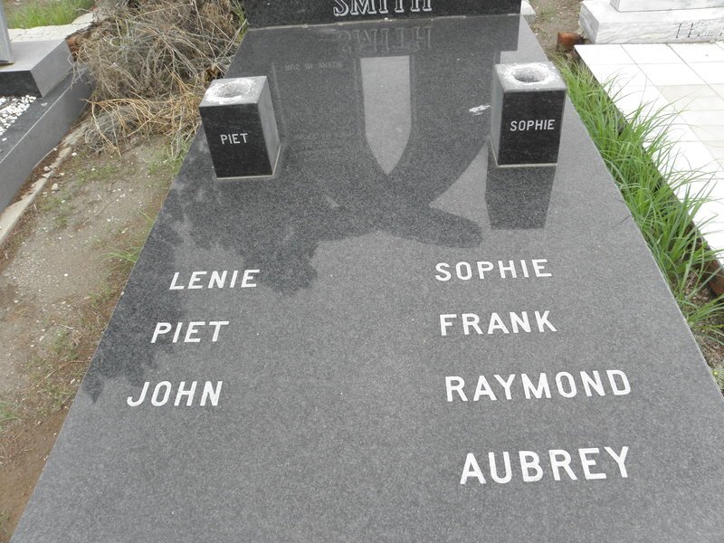 SMITH Piet 1908-2007 &amp; Sophie 1918-1994
