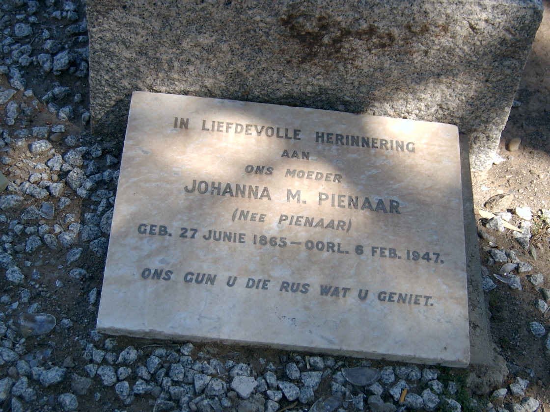 PIENAAR Johanna M. nee PIENAAR 1865-1947