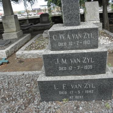 ZYL C.W., van -1912 :: ZYL J.M., van -1935 :: ZYL L.F., van -1942