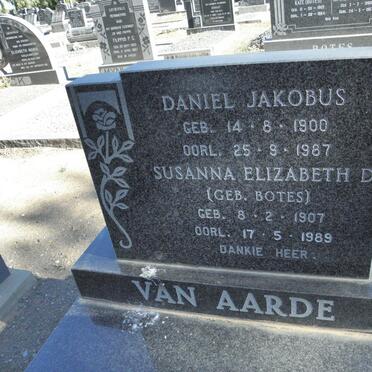 AARDE Daniel Jakobus, van 1900-1987 &amp; Suasanna Elizabeth D. BOTES 1907-1989