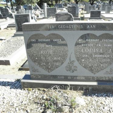 COETZEE Koti 1897-1982 &amp; Louisa J. GROBBELAAR 1899-1973