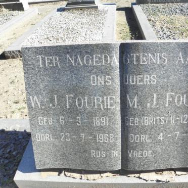 FOURIE W.J. 1891-1968 &amp; M.J. BRITS 1908-1969