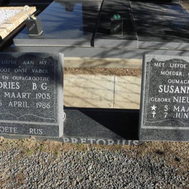 PRETORIUS Andries B.G. 1905-1986 &amp; Susanna F. NIEUWOUDT 1914-1993