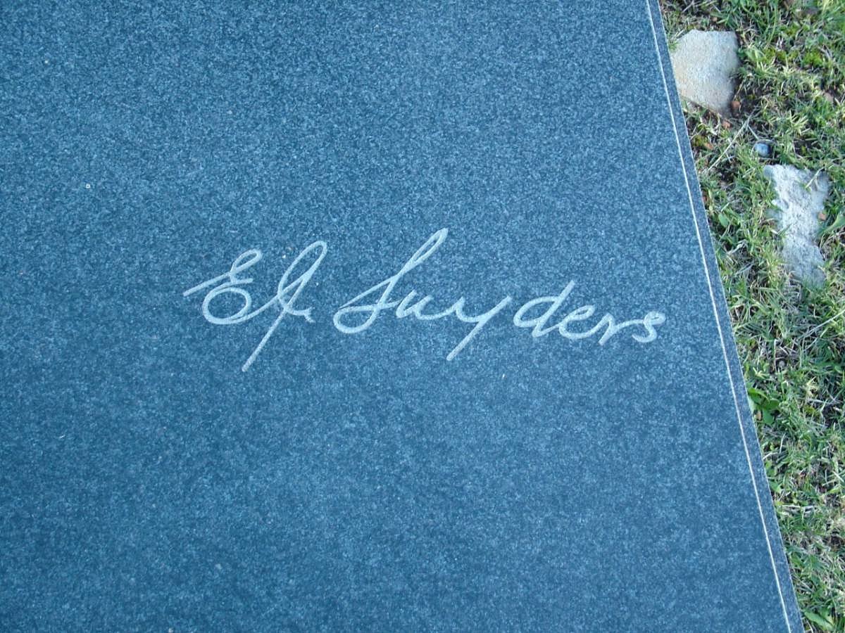 SNYDERS Elizabeth Johanna