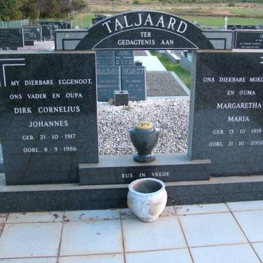 TALJAARD Dirk Cornelius Johannes 1917-1986 &amp; Margaretha Maria 1919-2002