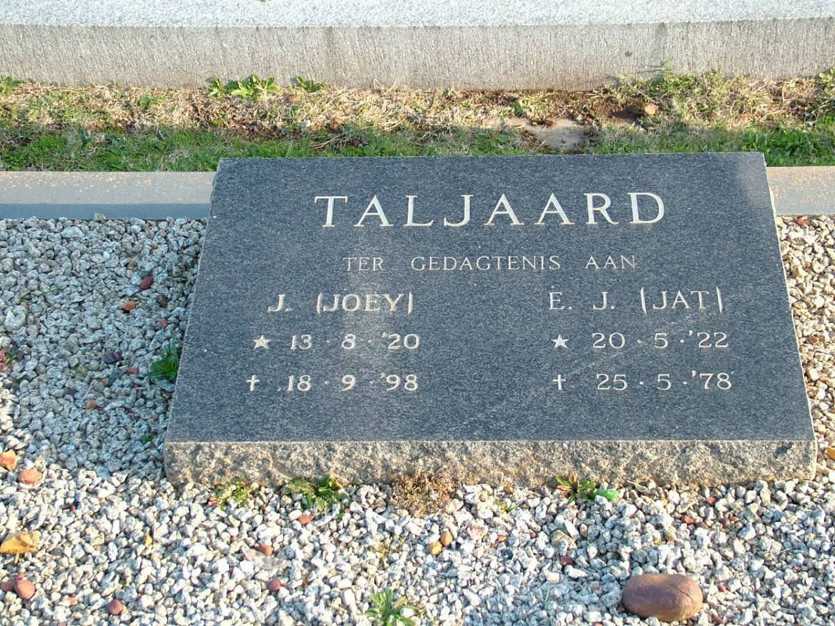 TALJAARD E.J. 1922-1978 &amp; J. 1920-1998
