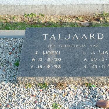 TALJAARD E.J. 1922-1978 &amp; J. 1920-1998