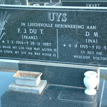UYS F.J. du T. 1914-1987 &amp; D.M. 1915-2004
