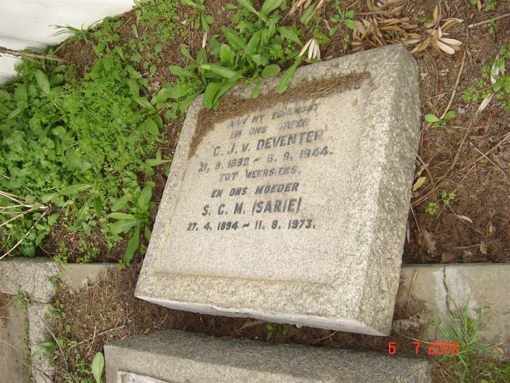 DEVENTER C.J., van 1892-1944 &amp; S.C.M. 1894-1973