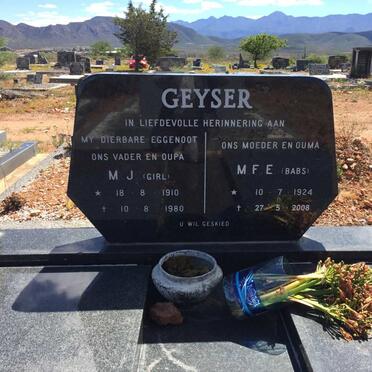 GEYSER Marthinus Johannes 1910-1980 &amp; Martha Franzina Elizabeth PRETORIUS 1924-2008