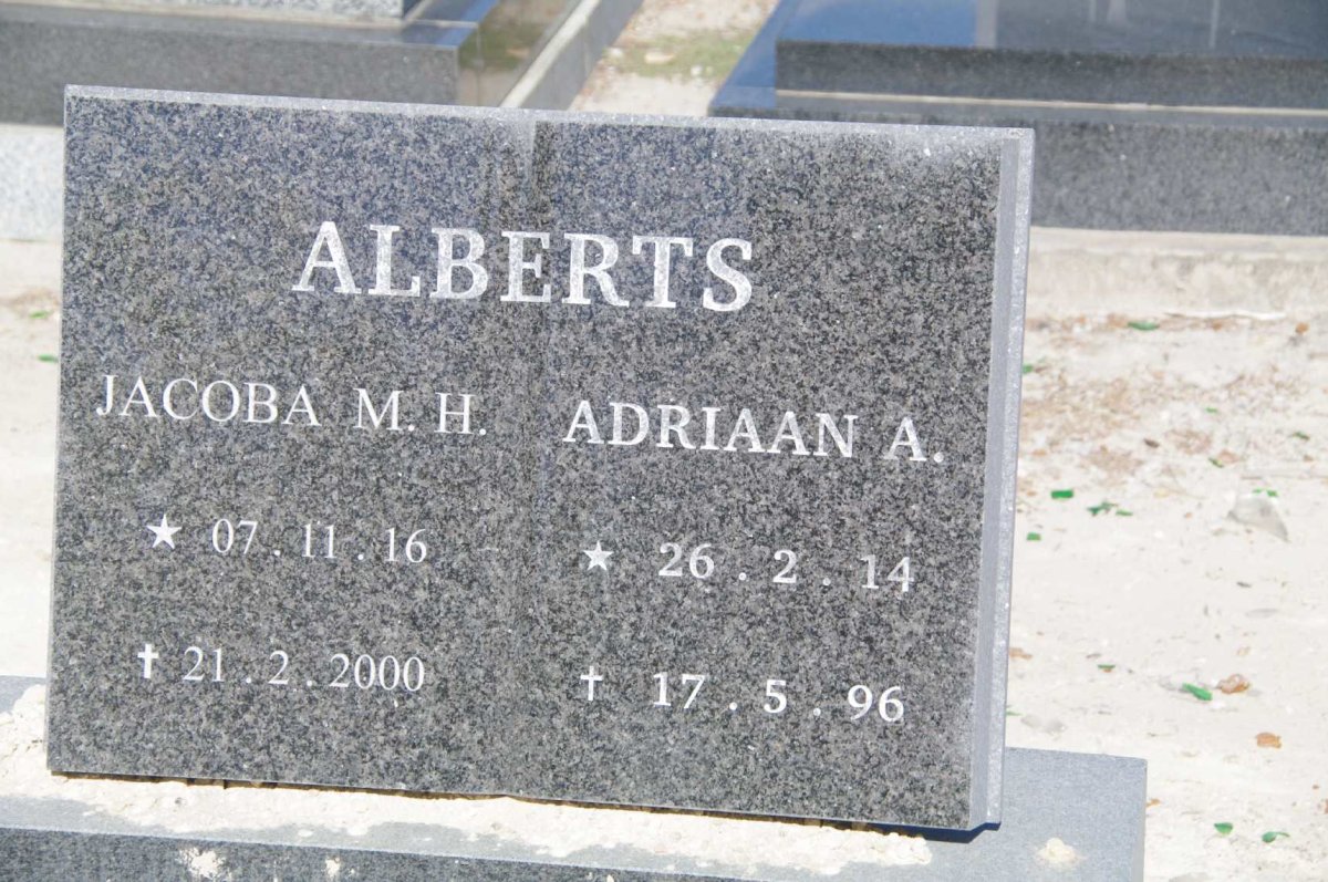 ALBERTS Adriaan A. 1914-1996 &amp; Jacoba M.H. 1916-2000