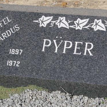 PYPER Christoffel Everhardus 1897-1972 &amp; Margaretha Jacoba HUGO 1896-1992
