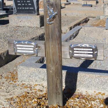 RENSBURG Phillipus, Janse van 1915-2006 &amp; Anna 1921-2002