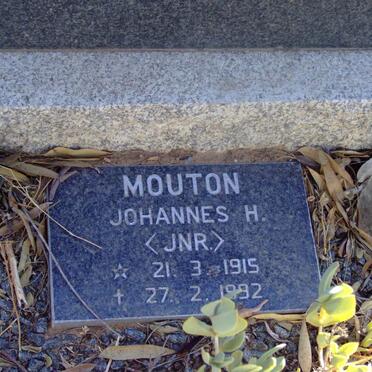 MOUTON Johannes H. 1915-1992