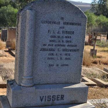 VISSER F.I.J. 1869-1949 &amp; Johanna E. NIEUWOUDT 1872-1956