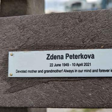 PETERKOVA Zdena 1949-2021