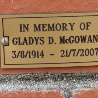McGOWAN Gladys D. 1914-2007