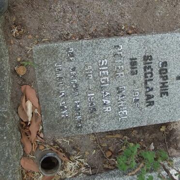 SIEGLAAR Peter Daniel 1910-1986 &amp; Sophie 1913-1986