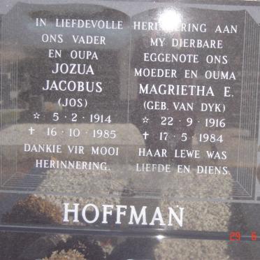 HOFFMAN Jozua Jacobus 1914-1985 &amp; Magrietha E. VAN DYK 1916-1984