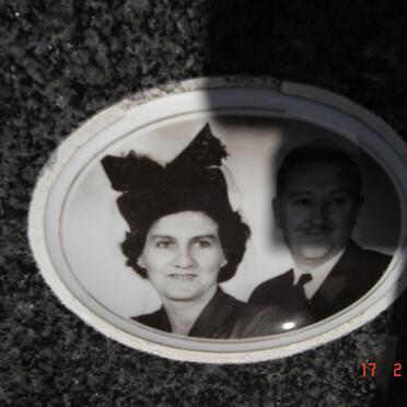 ROSSOUW Jacobus Adrian 1924-1998 &amp; Elizabeth Sophia SWART 1916-1994