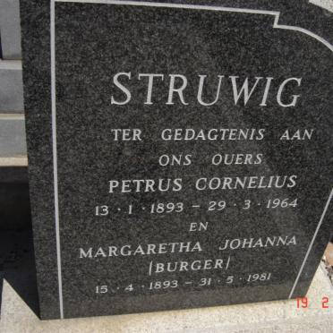 STRUWIG Petrus Cornelius 1893-1964 &amp; Margaretha Johanna BURGER 1893-1981