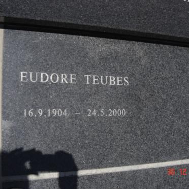 TEUBES Eudore 1904-2000